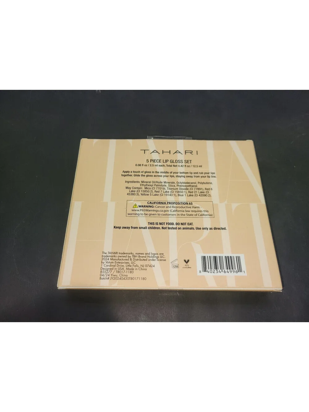 Lot of 3 Tahari 5 Piece Lip Gloss Set 0.08 oz / 2.5 mL each  ** NIB **